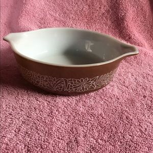 Vintage Pyrex Casserole 471b